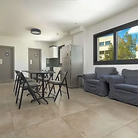 Urban Habitat Capsule Beds