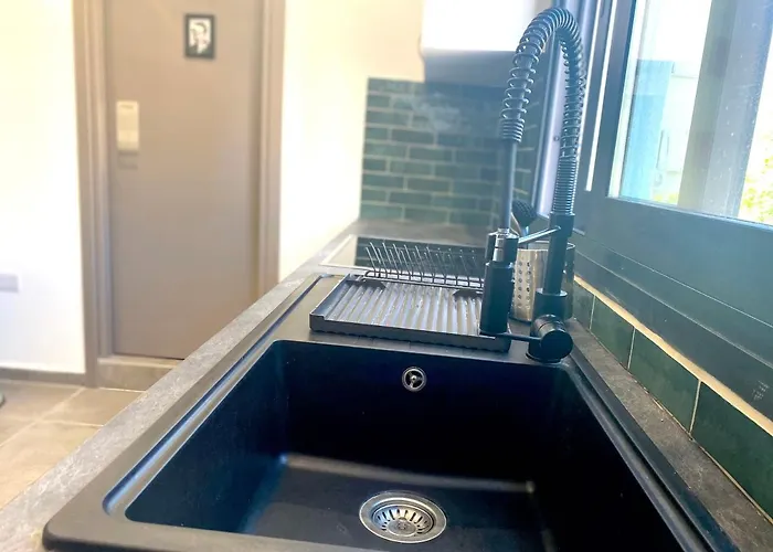 Urban Habitat Capsule Beds Auberge de jeunesse